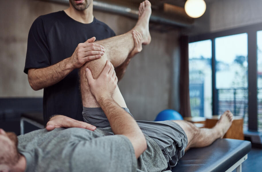 man_getting_physical_therapy (1)